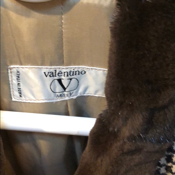 Miss Valentino swing coat. Mink trim. - Picture 2 of 7